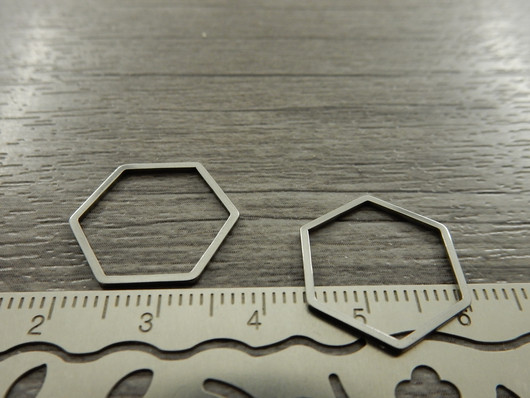 Linkki hexagon, 16x18x0.8mm, umpi, rst, 10kpl