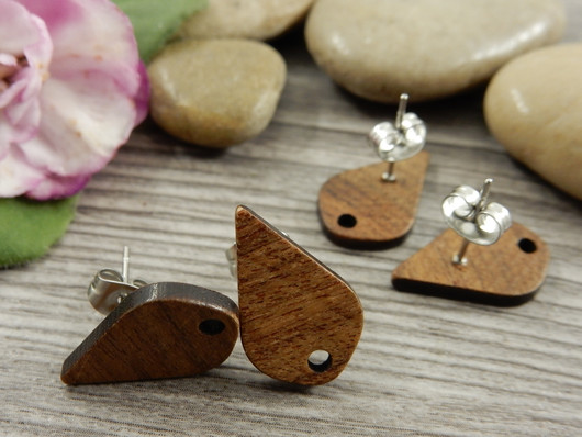 Korvakorutappi pisara+lukko, 17.5x11x0.7mm, rst puu, 10paria