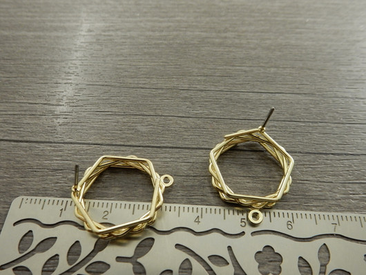 Korvakorutappi hexagon, 22x18.5mm, kulta, 1pari