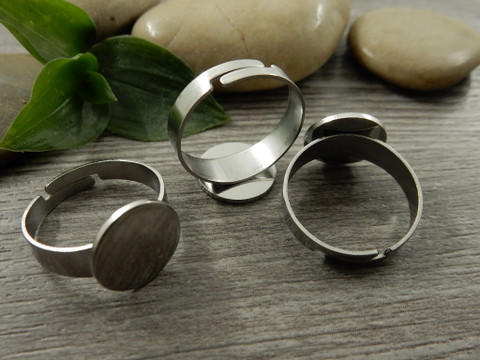 Sormuspohja säädettävä, 12mm, rst, 1kpl