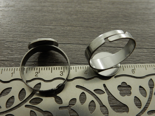 Sormuspohja säädettävä, n.17mm, 12mm, rst, 1kpl