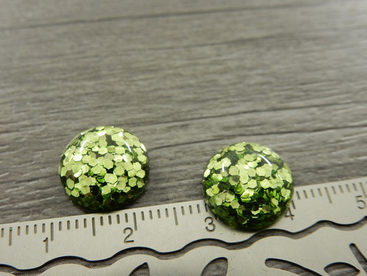 Kapussi kimalle, 12mm, vihreä, 1kpl