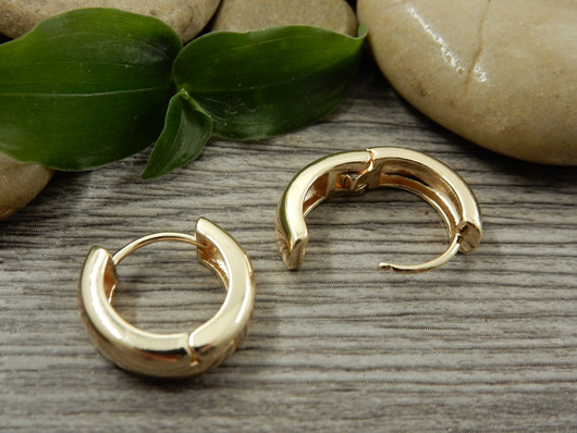 Korvakorurengas huggie, 16x5mm, 18K/vaaleakulta, 1pari