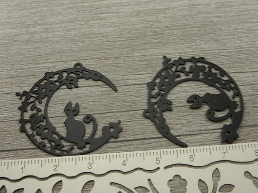 Kuukissariipus, 35x32mm, musta, 1kpl