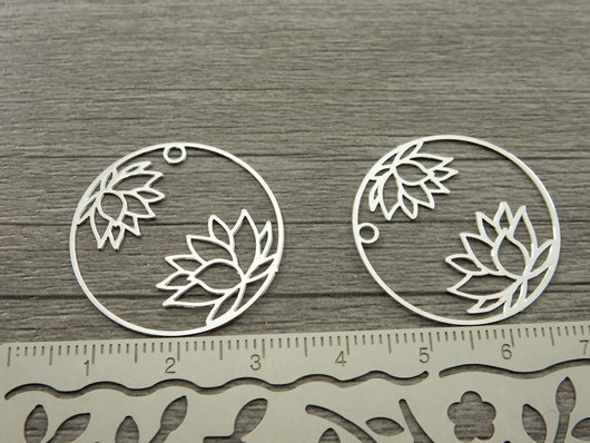 Kukkariipus lotus/linkki, 27mm, kirkashopea, 1kpl