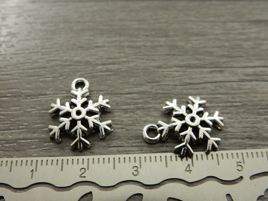 Lumihiutaleriipus, 16x13mm, kromi, 1kpl