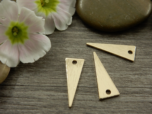 Kolmioriipus, 17x7mm, vaaleakulta, 1kpl