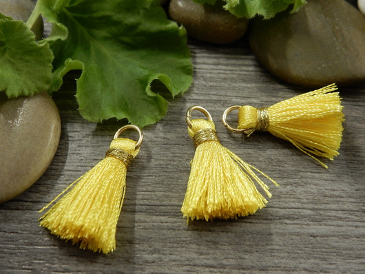 Tasseliriipus, 25mm, keltainen, 1kpl