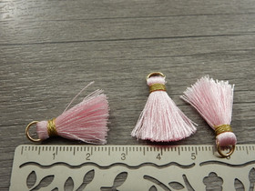 Tasseliriipus, 25mm, vaaleanpunainen, 1kpl