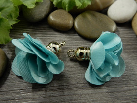 Tasseliriipus kukka 25x30mm, turkoosi, 1kpl