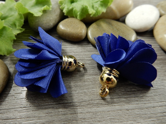 Tasseliriipus kukka 25x30mm, sininen, 1kpl