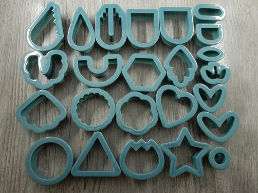 Muotti setti, eri kokoja, petrooli, 24kpl