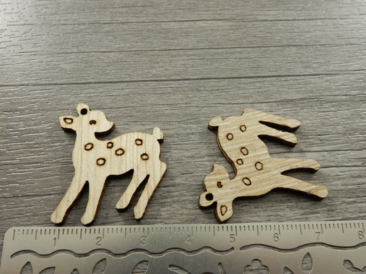 Puuriipus peura, 31x26mm, ruskea, 1kpl