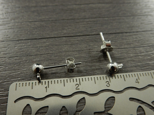 Korvakorutappi lenkillä+lukko, 4x15mm, kirkashopea, 1pari