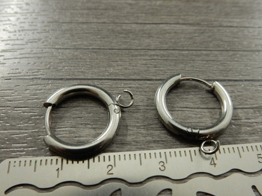 Korvakorurengas lenkillä huggie, 19x17x2.5mm, rst, 1pari