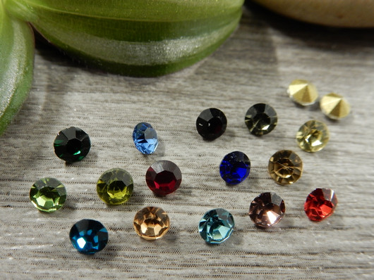 Strassit lasi, 4mm, mixsetti, 50kpl