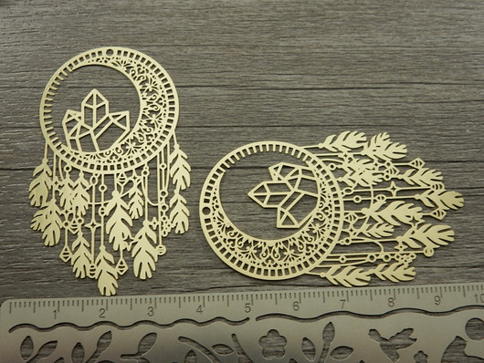 Unisieppaririipus kristalli, 58x35mm, vaaleakulta, 1kpl