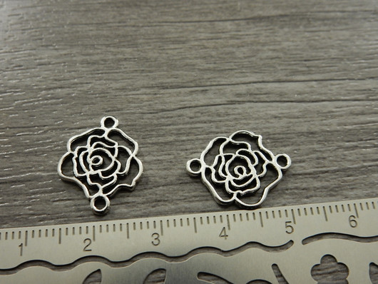 Kukkariipus/ linkki, 17x13mm, kromi, 1kpl