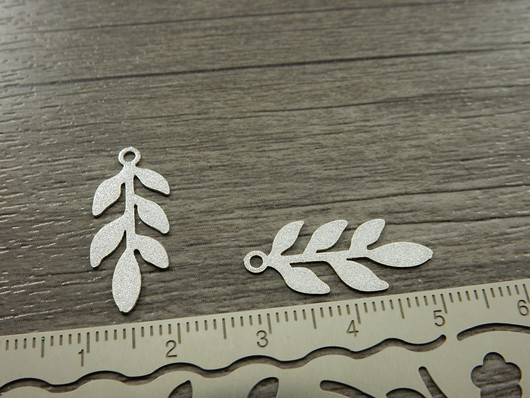 Lehtiriipus, 22x9mm, mattahopea, 1kpl