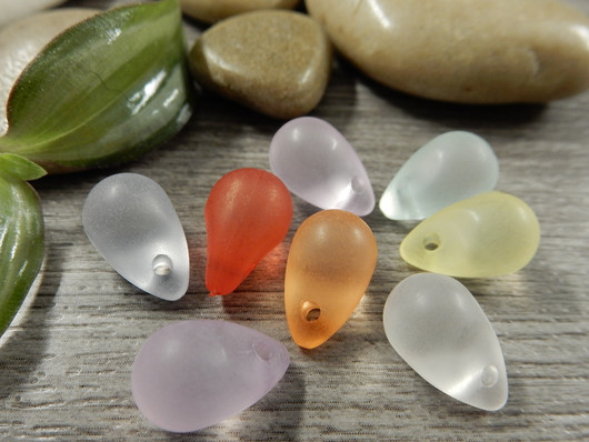 Pisarariipus akryyli, 13x8mm, mixsetti, 10kpl