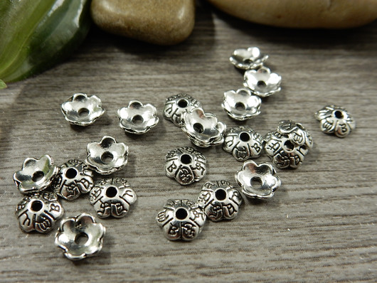 Helmihattu kukka, 6mm, kromi, 20kpl