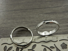 Sormuspohja säädettävä, n.17mm, 6mm, kirkashopea, 1kpl