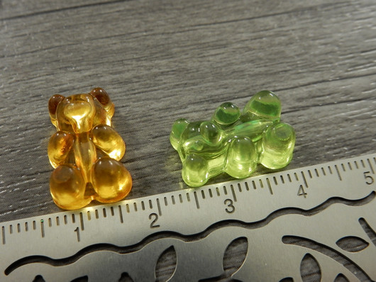 Akryylihelmi nalle, 16x11mm, mixsetti, 10kpl