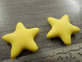 Silikonihelmi tähti, 35x38mm, keltainen, 1kpl