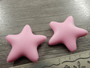 Silikonihelmi tähti, 35x38mm, pinkki, 1kpl