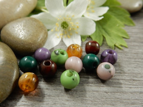 Akryylihelmi kivi, 6mm, mix setti, 20kpl