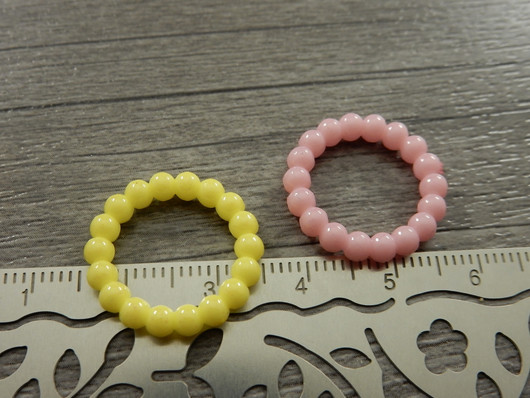 Linkki ympyrä akryyli, 19x3mm, umpi, mixsetti, 10kpl