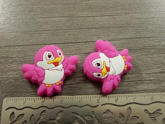 Silikonihelmi lintu, 28x31mm, pinkki-valkoinen, 1kpl