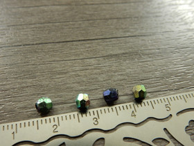 Akryylihelmi fasetoitu, 4mm, moniväri, 50kpl