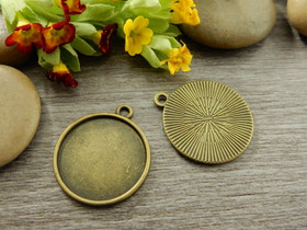 Kapussipohja, 20mm, pronssi, 1kpl