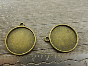 Kapussipohja, 20mm, pronssi, 1kpl