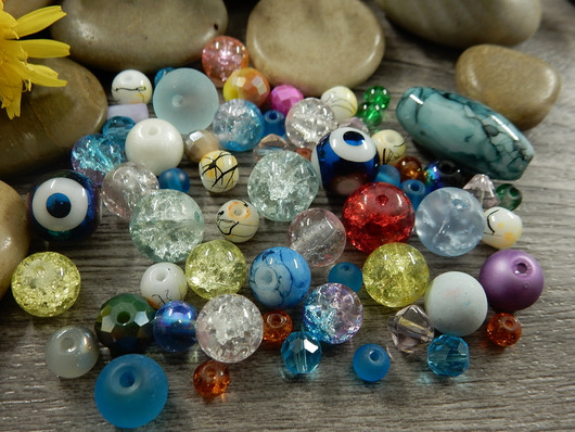Lasihelmi lajitelma, 4-15mm, mixsetti, 50g