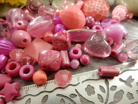 Akryylihelmi lajitelma, 3-28mm, pinkki, 50g