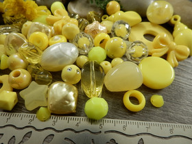 Akryylihelmi lajitelma, 3-28mm, keltainen, 50g