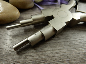 Pyöristys pihdit, 16cm, musta, 1kpl