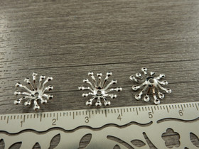 Helmihattu kukka, 13mm, kirkashopea, 20kpl