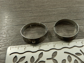 Sormuspohja säädettävä lenkillä, n.18mm, rst, 1kpl