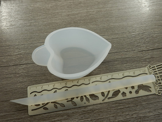 Mittakuppi+tikku sydän, 5.9x4.1x2.3cm, 1kpl
