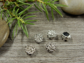 Koriste/ kapussi, 6mm, kromi, 10kpl