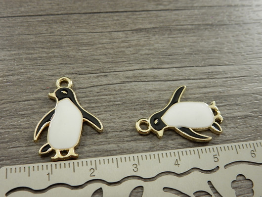Pingviiniriipus, 23x17mm, musta-valkoinen, 1kpl