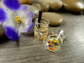 Hedelmäjuoma, 18x11mm, moniväri, 1kpl