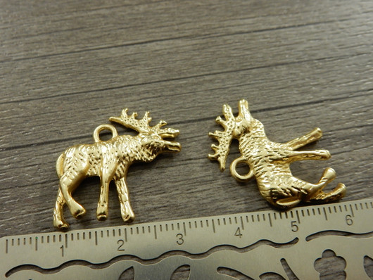 Hirviriipus, 22x22mm, kulta, 1kpl