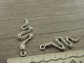 Käärmeriipus, 39x15mm, kromi, 1kpl