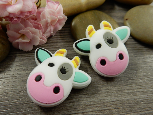 Silikonihelmi lehmä, 26x28mm, moniväri, 1kpl