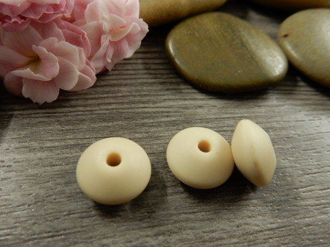 Silikonihelmi linssi, 12mm, beige, 1kpl