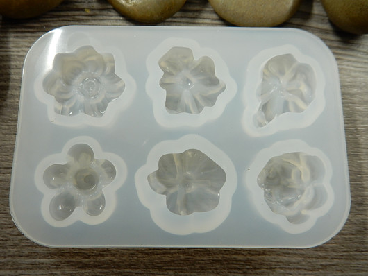 Silikonimuotti kukat, 80x55x10mm, 1kpl